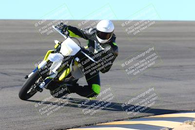 media/Jan-09-2022-SoCal Trackdays (Sun) [[2b1fec8404]]/Bowl (1015am)/